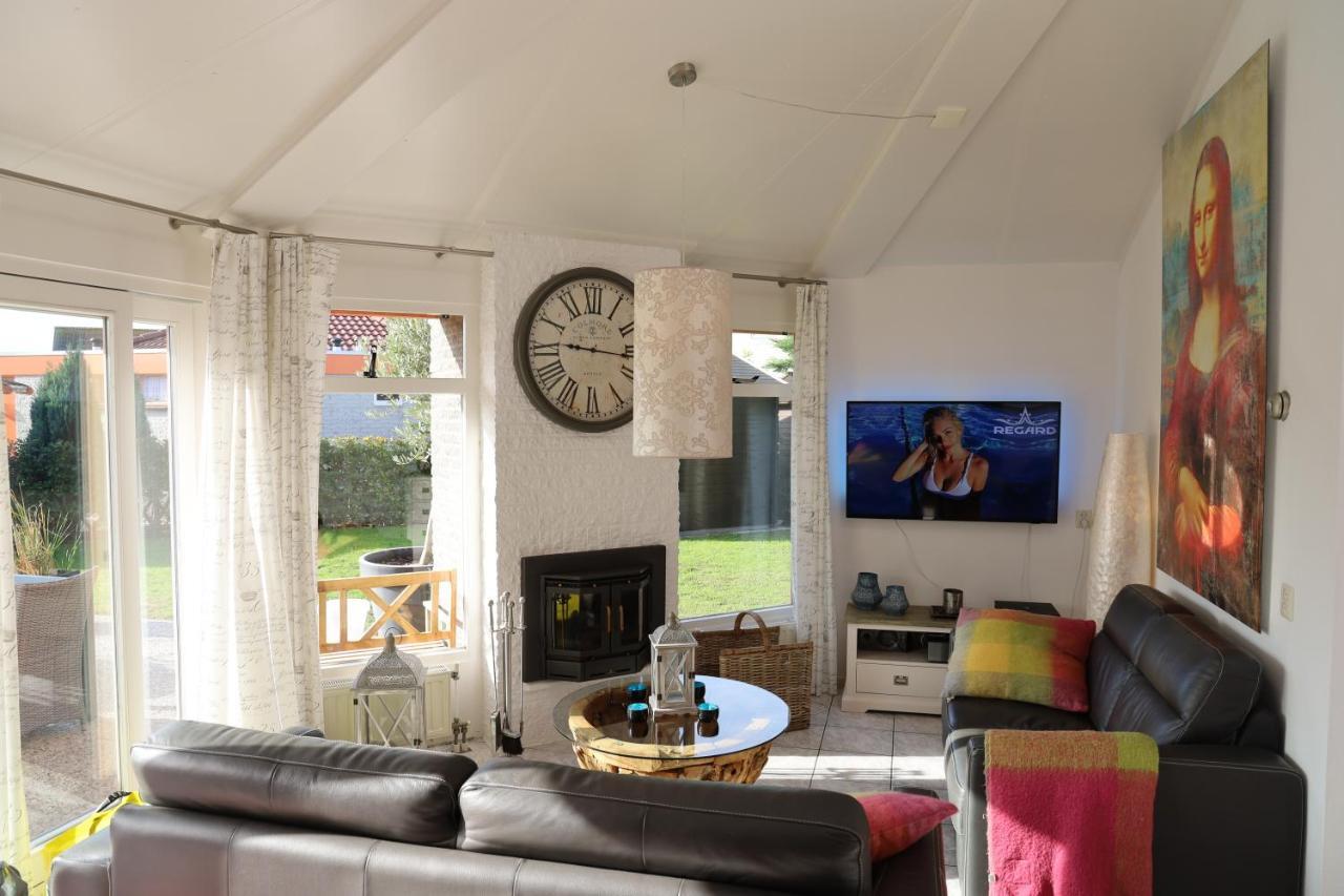 Ferienhaus Am Meer Mit Kamin & Sauna - Seestern 251 ユリアーナドルプ エクステリア 写真