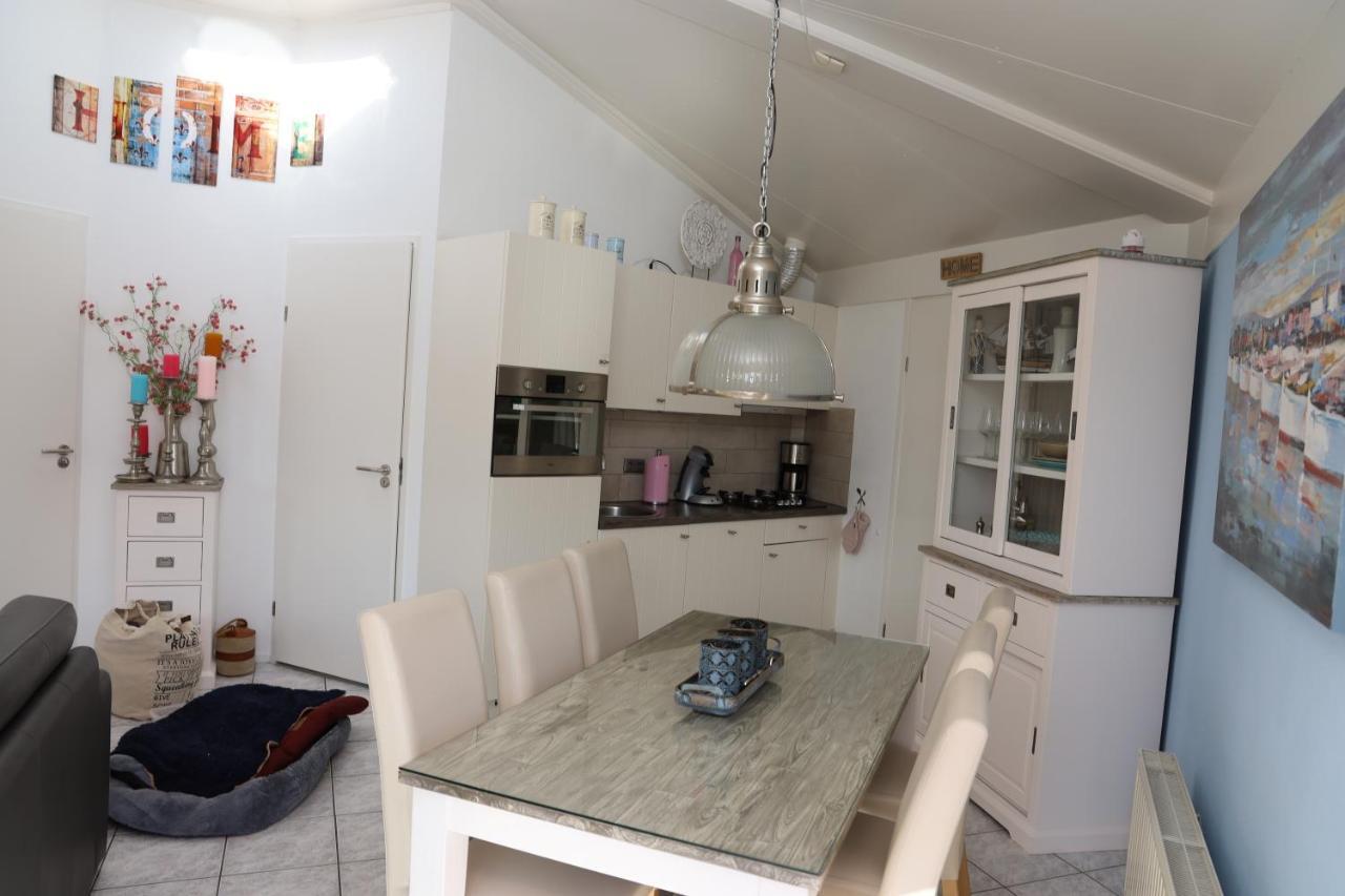 Ferienhaus Am Meer Mit Kamin & Sauna - Seestern 251 ユリアーナドルプ エクステリア 写真